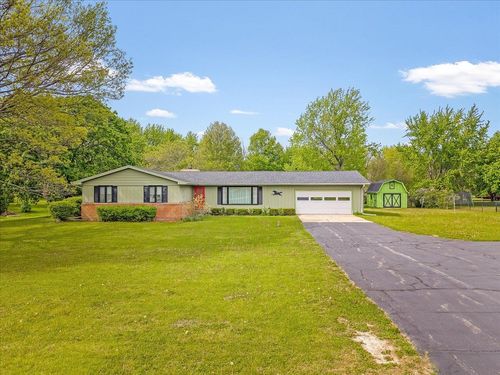 6838 Squaw Prairie Road, Belvidere, IL, 61008 | Card Image