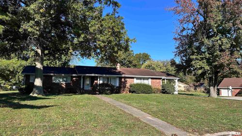 1019 Election Dr, Benton, IL, 62812-1072 | Card Image