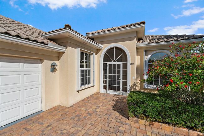 8120 Se Paurotis Ln, House other with 3 bedrooms, 3 bathrooms and null parking in Hobe Sound FL | Image 6