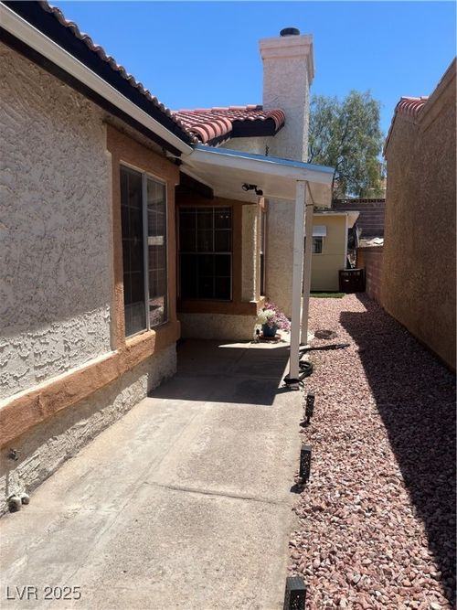 2362 Sierra Sunrise St, Las Vegas, NV, 89156-6170 | Card Image
