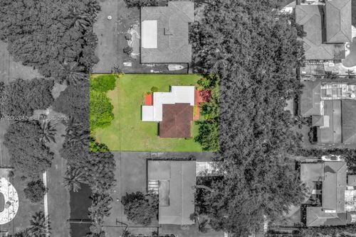 861 Holly Ln, Plantation, FL, 33317-1219 | Card Image