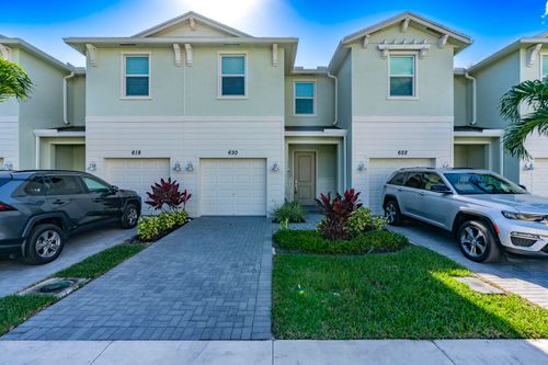 620 Se Lake Falls St, Port St Lucie, FL, 34984-6692 | Card Image