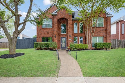 9122 Woodlake Dr, Rowlett, TX, 75088-6881 | Card Image