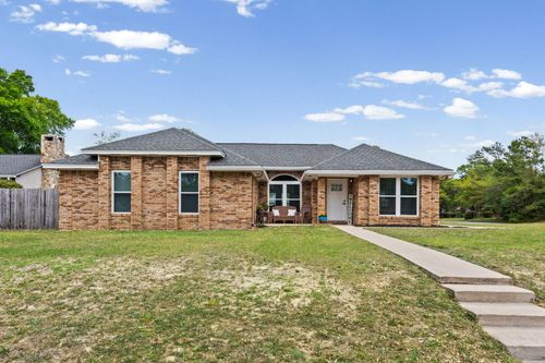 943 Ridgewood Way, Niceville, FL, 32578-4246 | Card Image