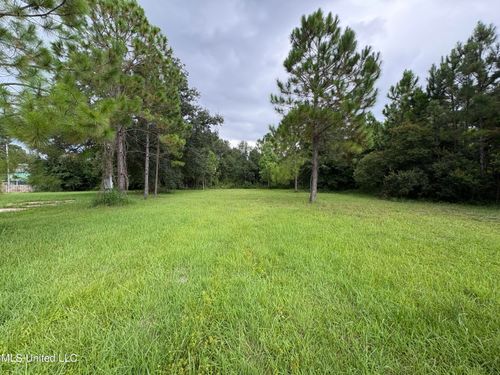 560 Cedar Ave, Pass Christian, MS, 39571 | Card Image