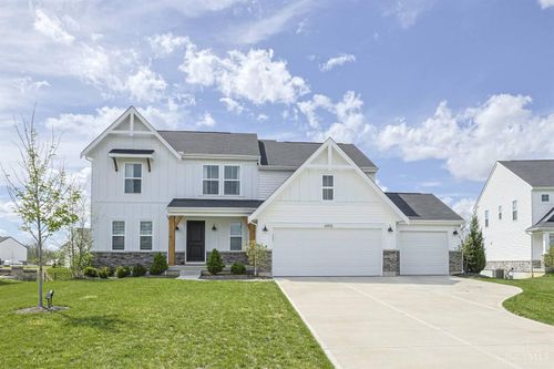 6955 Briarcliff Ct, Hamilton Twp, OH, 45039-3517 | Card Image