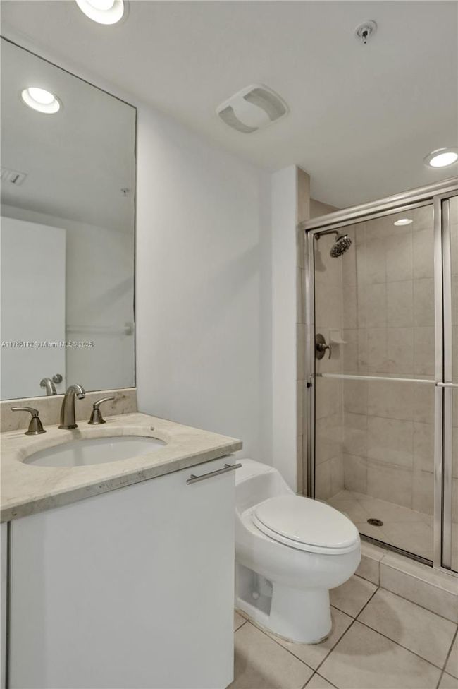 APT-2503 - 15051 Royal Oaks Ln, Condo with 3 bedrooms, 3 bathrooms and null parking in North Miami FL | Image 12