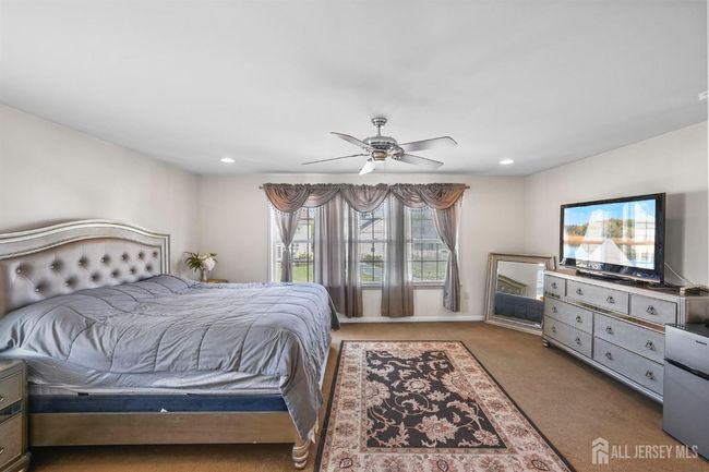 9 Caladium Ct, House other with 5 bedrooms, 3 bathrooms and null parking in Piscataway NJ | Image 18