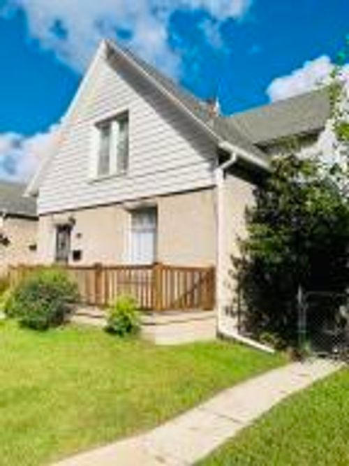 124 E 10th St, Michigan City, IN, 46360 | Card Image