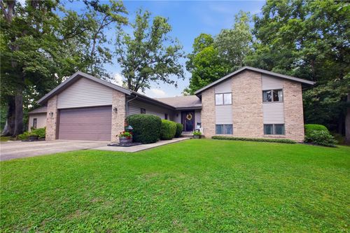 15210 N Scarlet Oak Ave, Effingham, IL, 62401-7447 | Card Image