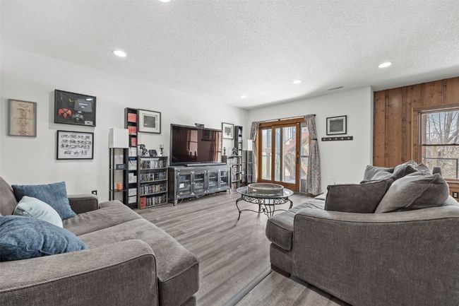 1321 Hickory Hollow Rd Ne, House other with 4 bedrooms, 3 bathrooms and null parking in Solon IA | Image 27