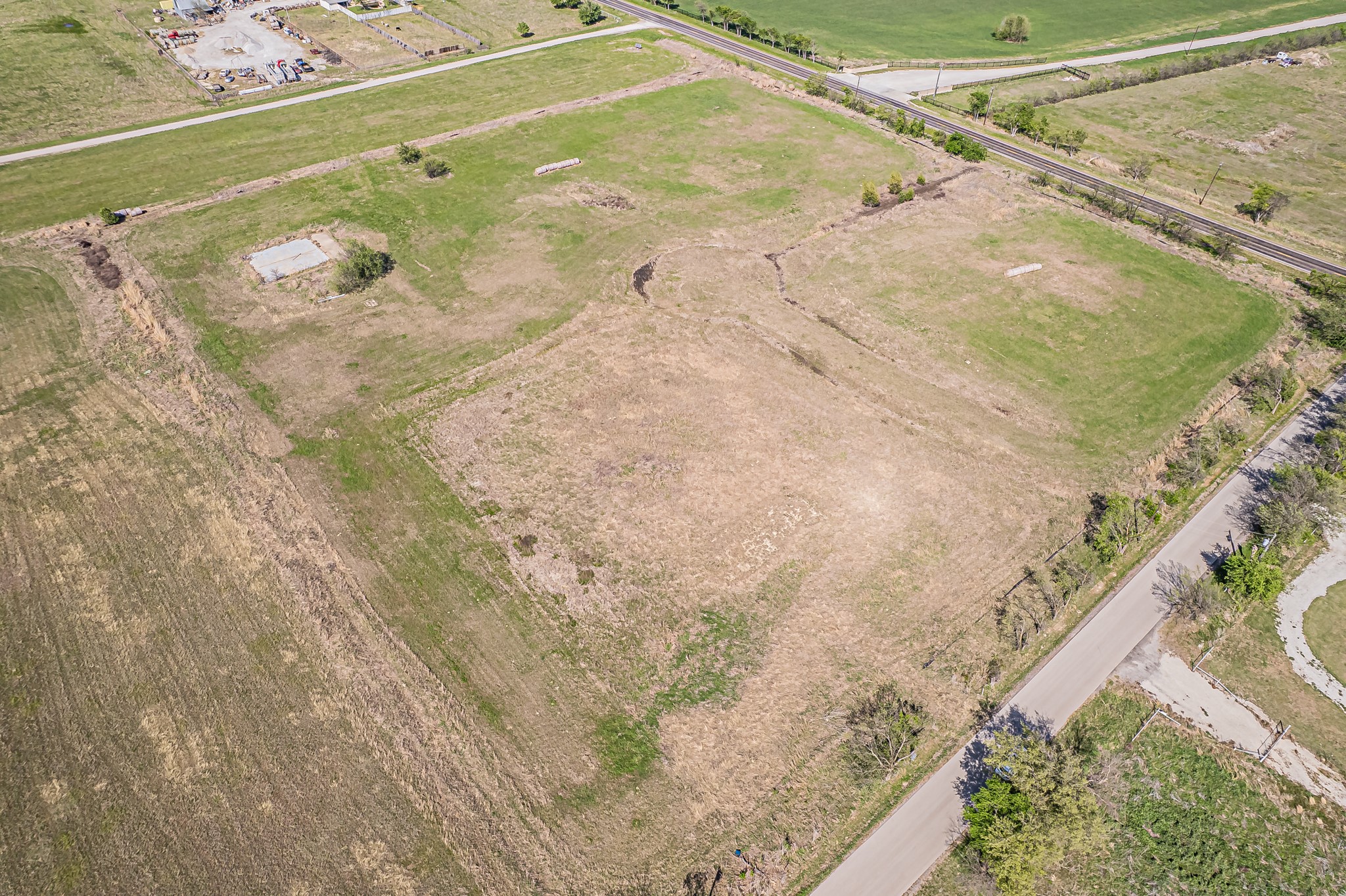 Land in Krum 5