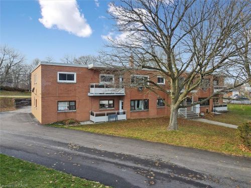 2-1 Sunnylea Cres, Guelph, ON, N1E1W1 | Card Image