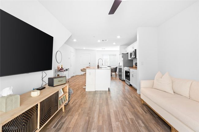 UNIT-2 - 2766 Atomic Tangerine Way, Townhouse with 3 bedrooms, 2 bathrooms and null parking in Las Vegas NV | Image 15