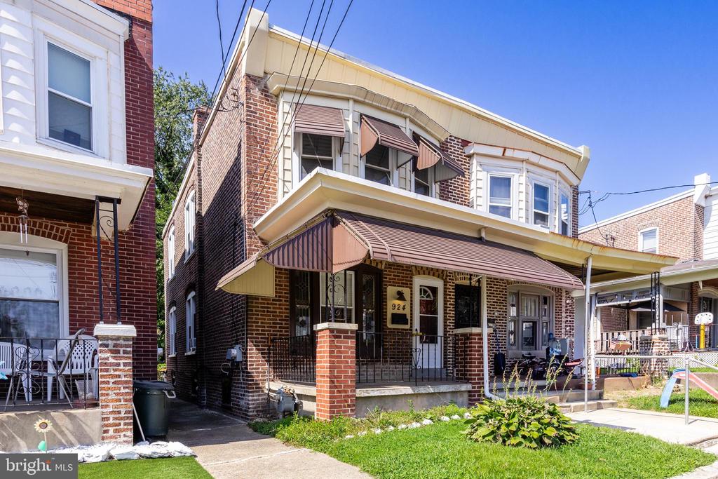 Central Ave, Chester, PA 19013
