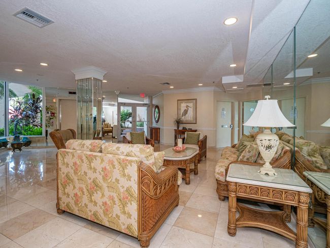 PH6 - 3870 N Highway A1a, Condo with 2 bedrooms, 2 bathrooms and null parking in Hutchinson Island FL | Image 46