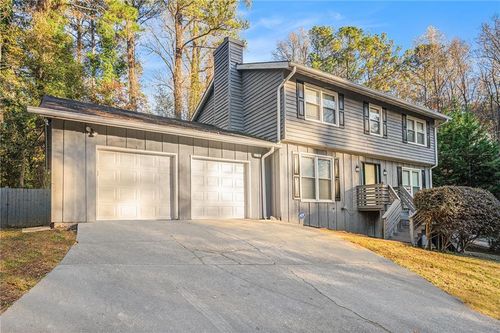 971 Willow Run, Stone Mountain, GA, 30088-2444 | Card Image