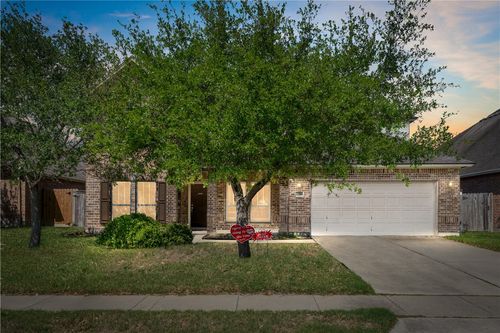 6126 Saint Denis St, Corpus Christi, TX, 78414-6120 | Card Image