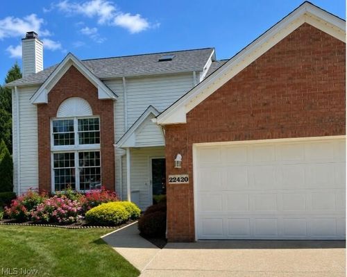 22420 Woodfield Trl, Strongsville, OH, 44149-9239 | Card Image