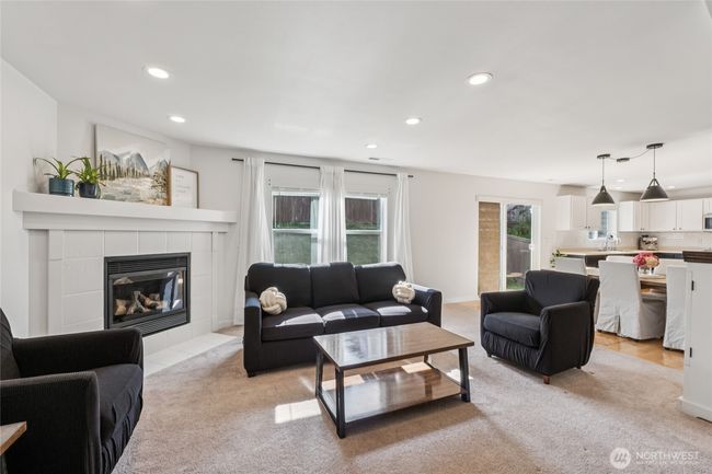 15503 39 Th Ave Se, House other with 4 bedrooms, 3 bathrooms and 2 parking in Bothell WA | Image 6