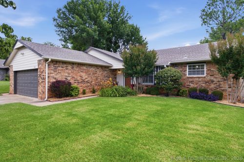 11467 S 98th East Ave, Bixby, OK, 74008-2232 | Card Image