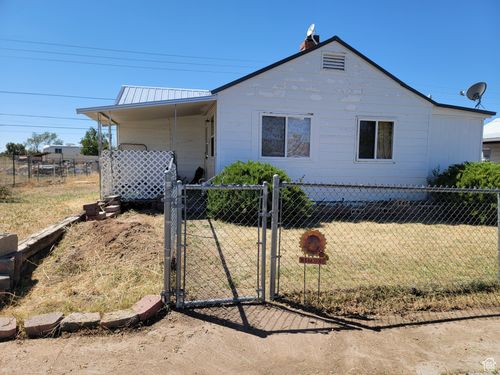 138 W Geneva, East Carbon, UT, 84520-7710 | Card Image