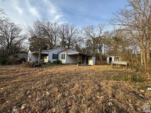 201 Roosevelt Rd, Hooks, TX, 75561-5209 | Card Image