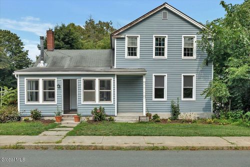 43 Elm St, Nassau, NY, 12123-9394 | Card Image