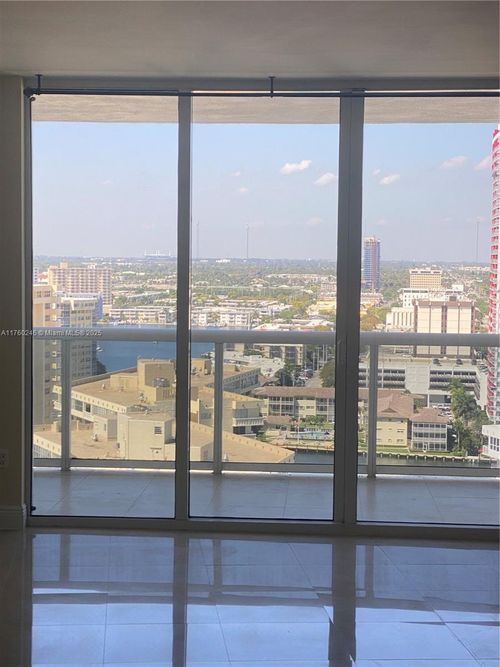 apt-2009-1800 S Ocean Dr, Hallandale Beach, FL, 33009-7725 | Card Image