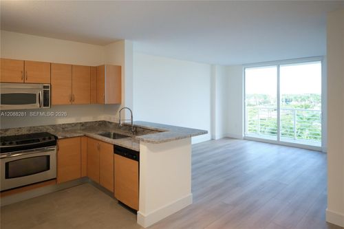 511-2775 Ne 187th St, Aventura, FL, 33180-2934 | Card Image