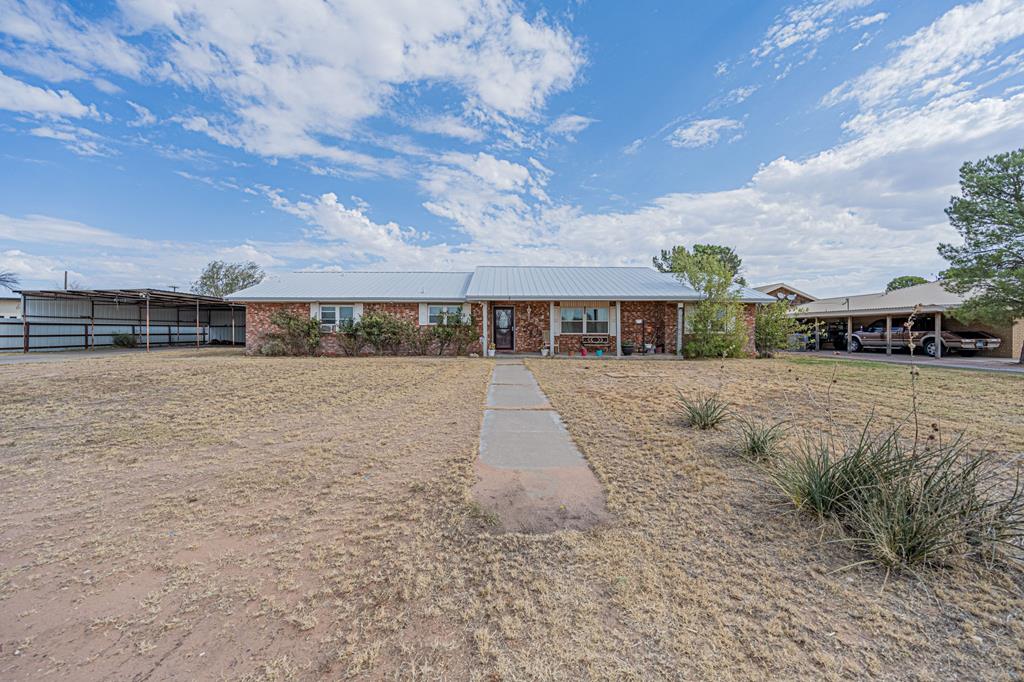 Oxford Dr, Odessa, TX 79764
