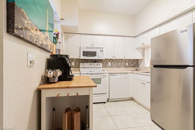 APT-1602 - 8416 Bernwood Cove Loop, Condo with 3 bedrooms, 2 bathrooms and null parking in FORT MYERS FL | Image 14
