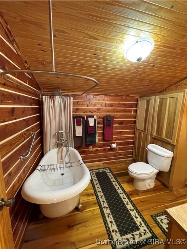 6835 W Allen Creek Rd, Home with 3 bedrooms, 3 bathrooms and null parking in Eckerty IN | Image 34