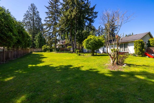 3380 140 Street, House other with 2 bedrooms, 1 bathrooms and 1 parking in Surrey BC | Image 13