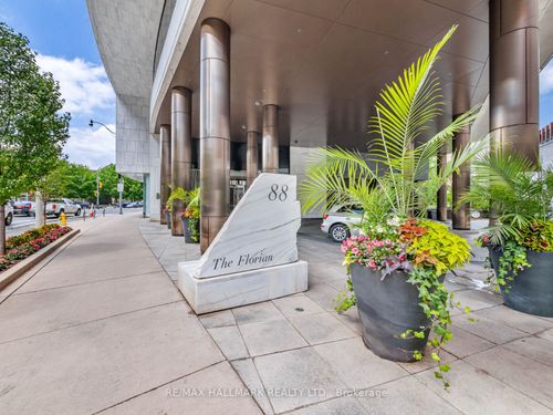 308-88 Davenport Rd, Toronto, ON, M5R0A5 | Card Image