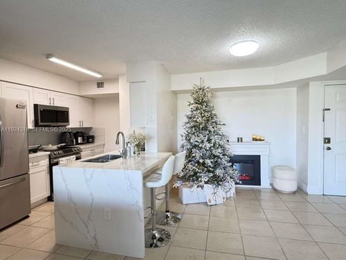 apt-304-15221 Sw 80th St, Miami, FL, 33193-1349 | Card Image