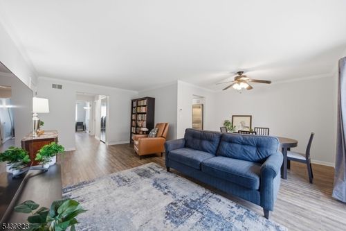 203-825 Riverside Ave, Lyndhurst, NJ, 07071-3046 | Card Image