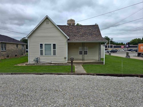 108 S Oak St, Loogootee, IN, 47553-2406 | Card Image