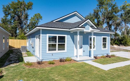 202 Mesa St Nw, Live Oak, FL, 32064-4863 | Card Image