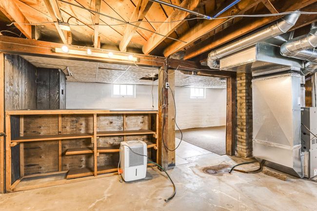 30-web-or-mls-4115-N-Penn-Ave-29.jpg | Image 29