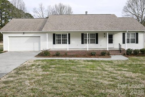 4211 Blue Spring Road, Cleveland, TN, 37311 | Card Image
