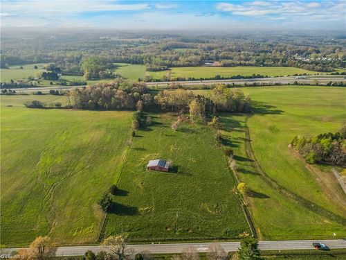 000 Pea Ridge Pass Rd, Hamptonville, NC, 27020 | Card Image