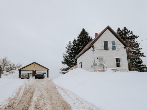 137 Center Road, Easton, ME, 04740 | Card Image