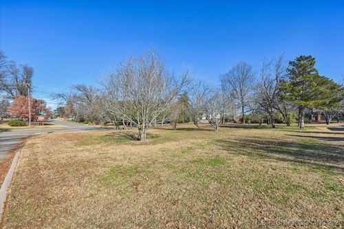 3106 S Gary Ct, Tulsa, OK, 74105-2420 | Card Image