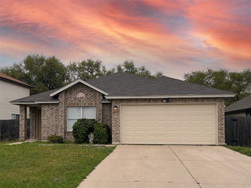 2813 Adelen Ln, Round Rock, TX, 78664-5718 | Card Image