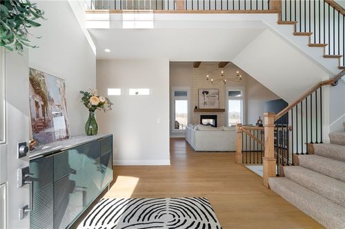 17929 Manor St, Overland Park, KS, 66085-4401 | Card Image