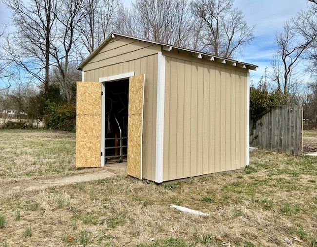 1507 Meacham Ln, House other with 3 bedrooms, 2 bathrooms and 6 parking in Paducah KY | Image 25