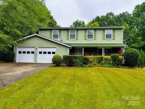 7404 Shadowlake Dr, Charlotte, NC, 28226-8233 | Card Image