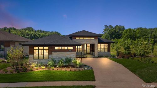 49266 Villa Ct, Novi, MI, 48374-1915 | Card Image