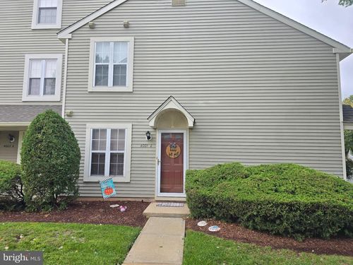 4001 Fenwick Ln, MOUNT LAUREL, NJ, 08054-6233 | Card Image